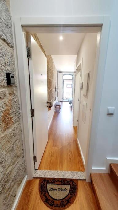 Famous Dreaming Studio Porto Exterior foto