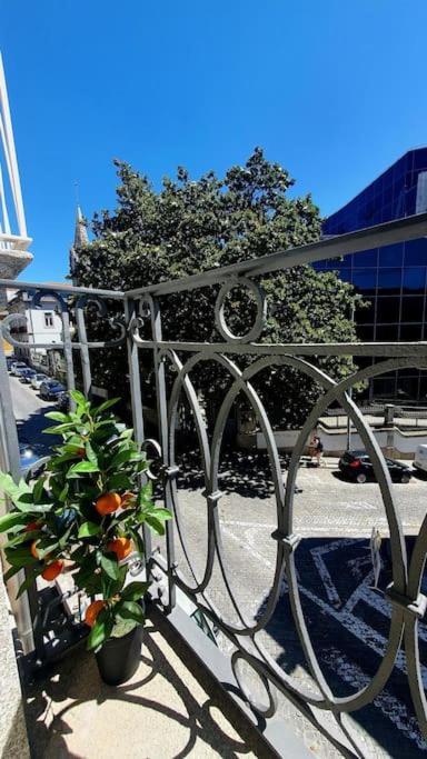 Famous Dreaming Studio Porto Exterior foto