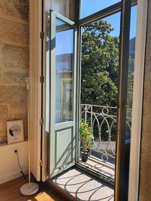 Famous Dreaming Studio Porto Exterior foto