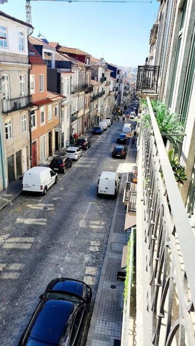 Famous Dreaming Studio Porto Exterior foto